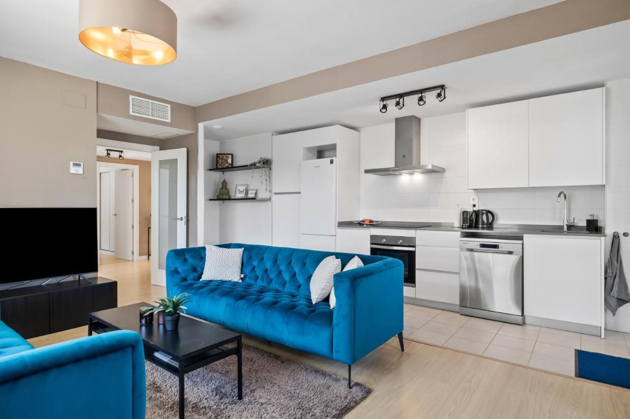 Luxury New Apartment City Center Estepona - Private Parking Exteriér fotografie