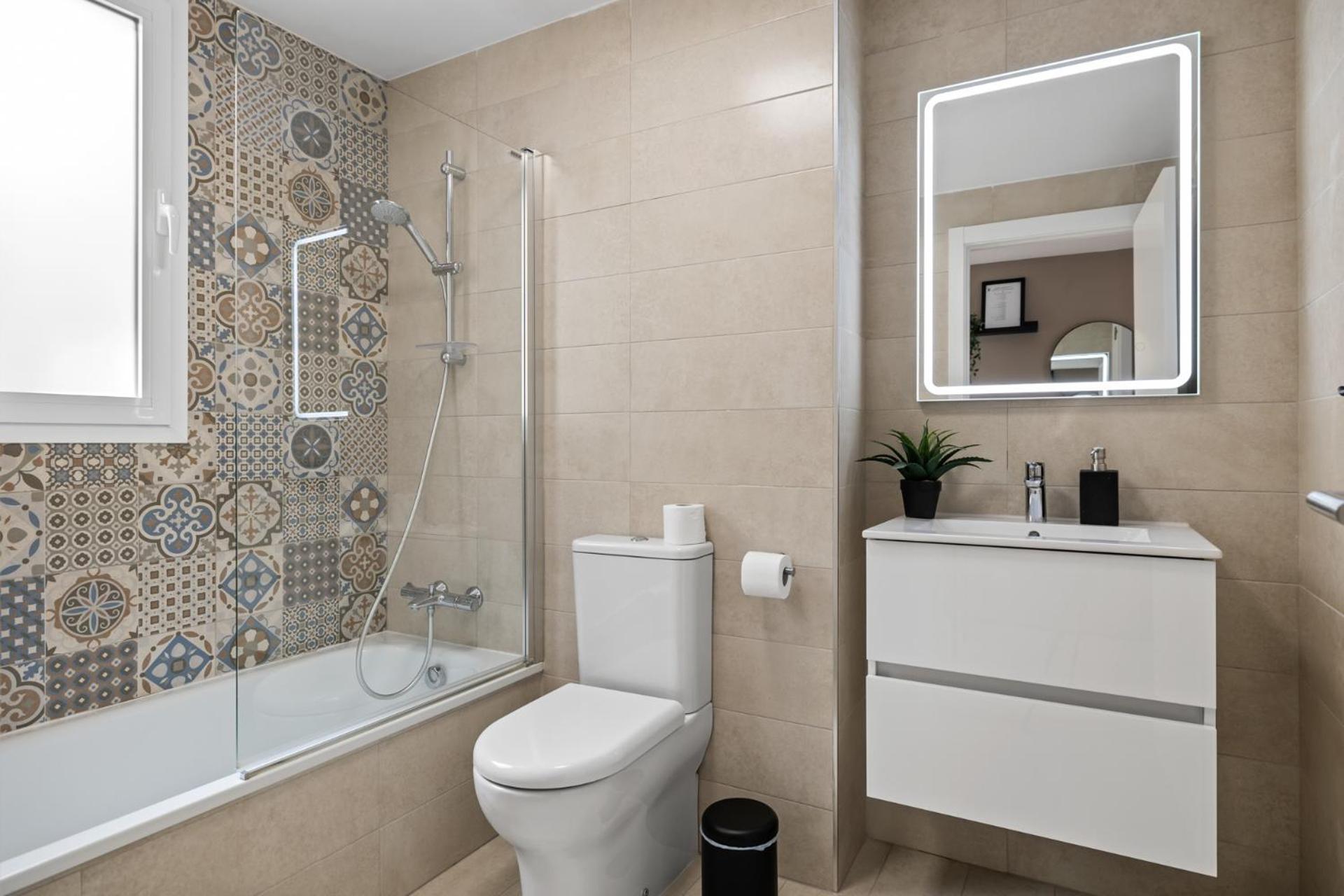 Luxury New Apartment City Center Estepona - Private Parking Exteriér fotografie