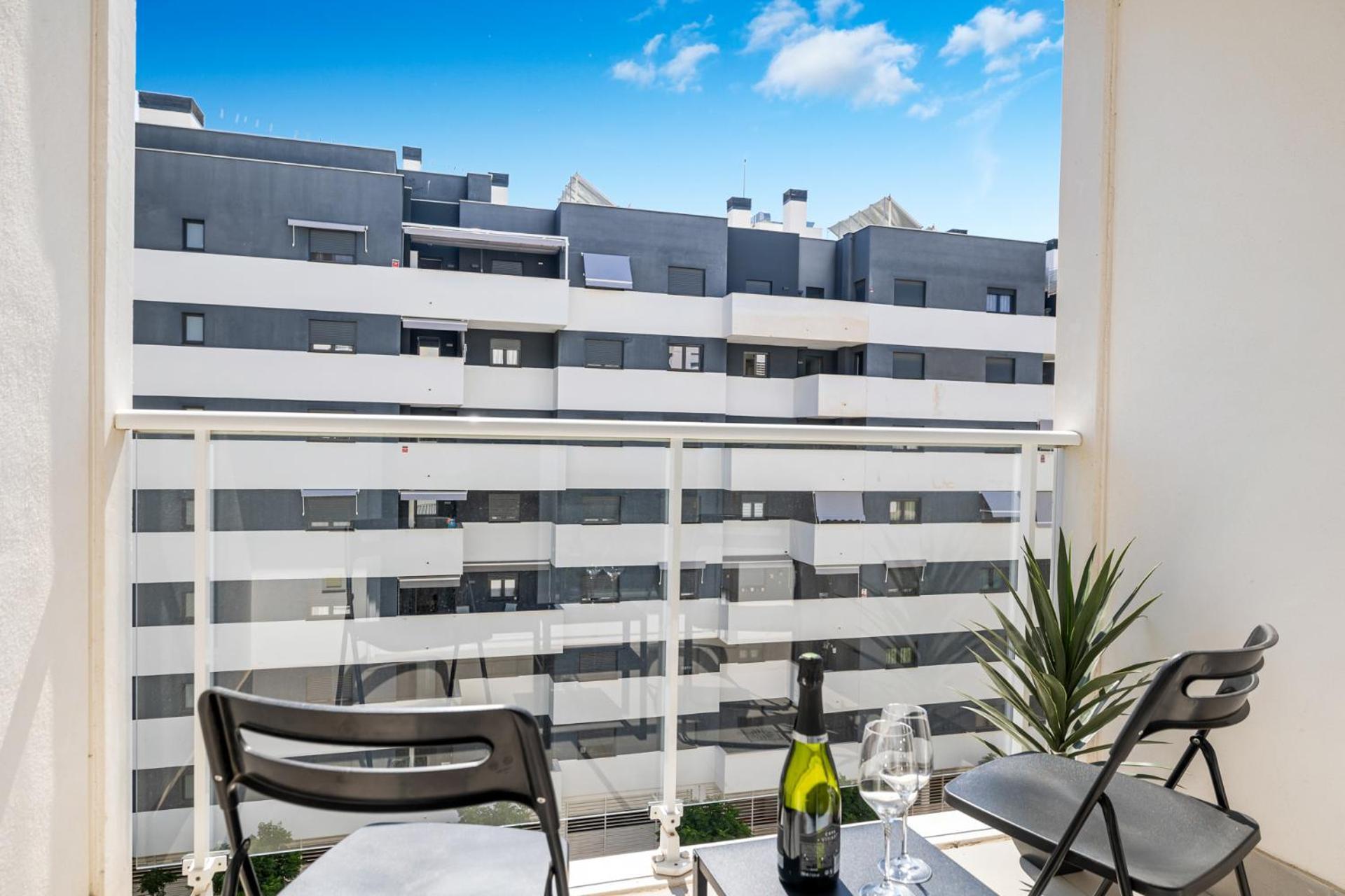 Luxury New Apartment City Center Estepona - Private Parking Exteriér fotografie